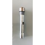 8 chevilles métal + vis inox M10x70mm