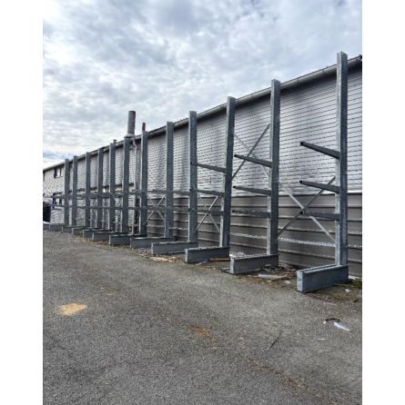 CANTILEVER GALVANISE - L24m x H6m